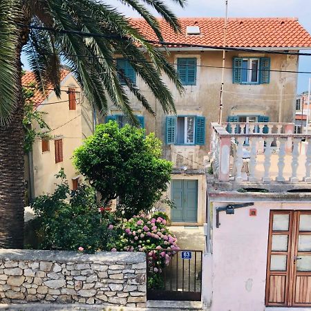 Nona Beta Apartment Mali Losinj Exterior photo